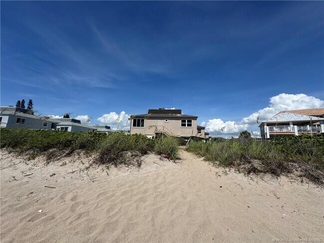 Foto del edificio - 1501 NE Ocean Blvd