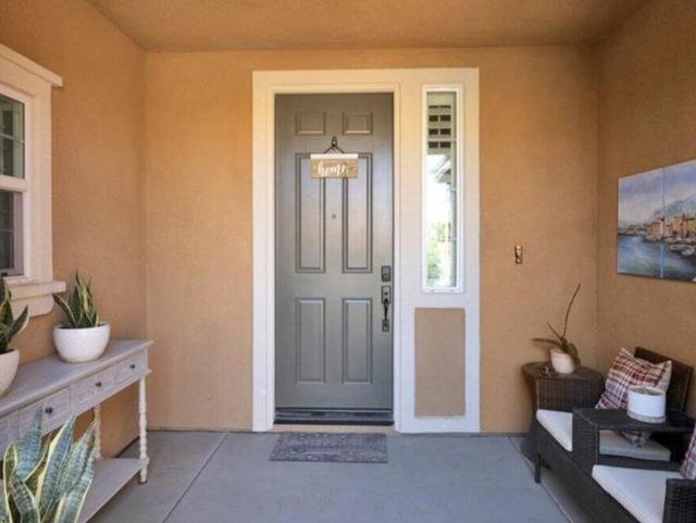 Foto del edificio - 83393 Iron Horse Rd