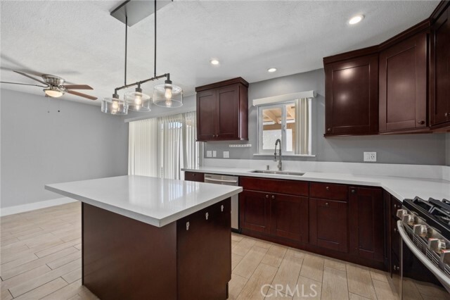 Building Photo - 1442 Via Balboa