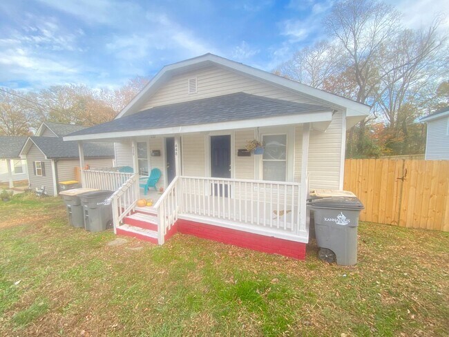 Foto del edificio - 1bd/1ba 2021 Renovated Duplex near Downtown Kannapolis & Hwy 29