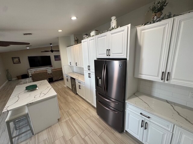 Foto del edificio - 1921 Park Terrace Bay