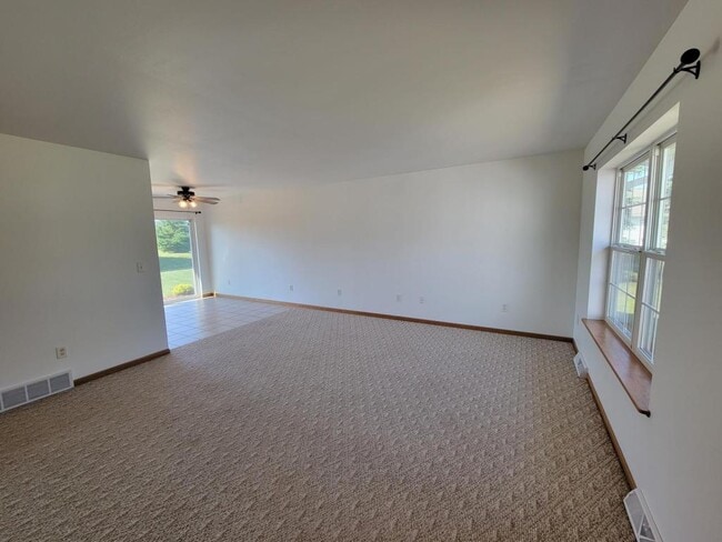 Building Photo - 7001 Feith Ave