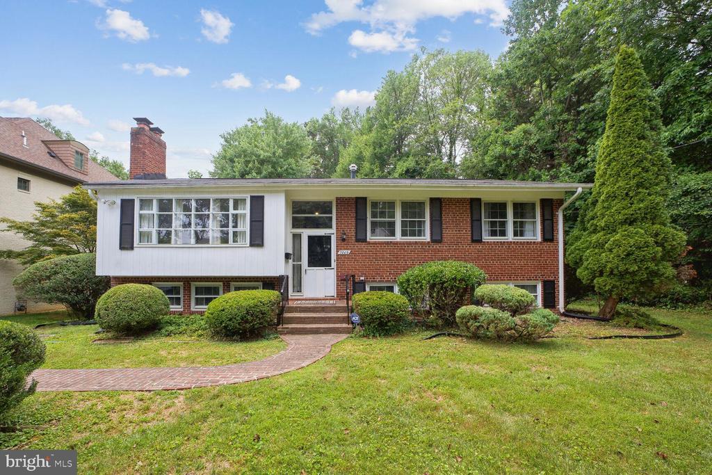 Foto principal - 7009 Capitol View Dr