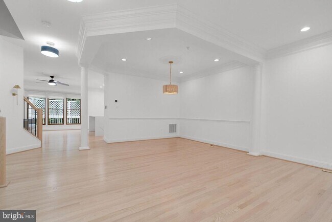 Building Photo - 1038 Grand Oak Way
