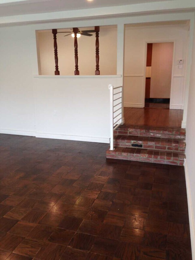 Foto del edificio - 5348 Blanco Way