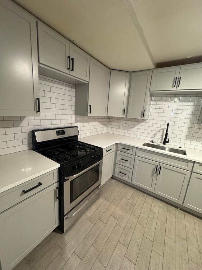 Foto del edificio - 4350 Decatur St