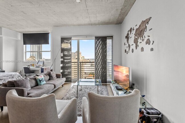 Foto del edificio - 133 NE 2nd Ave