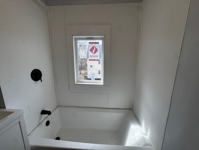 Foto del edificio - 11702 Tuscora Ave