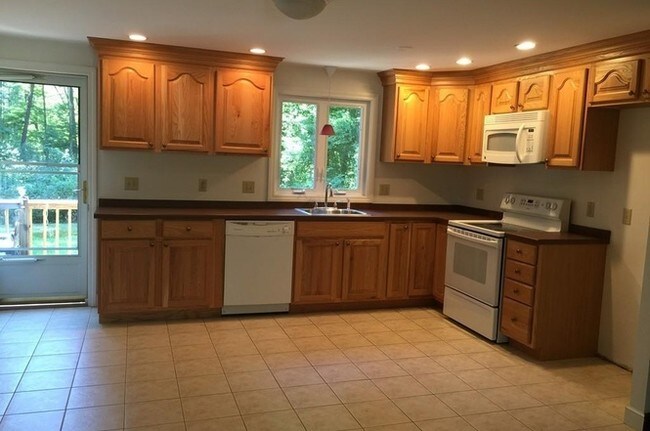 Building Photo - 24 Glen Echo Blvd