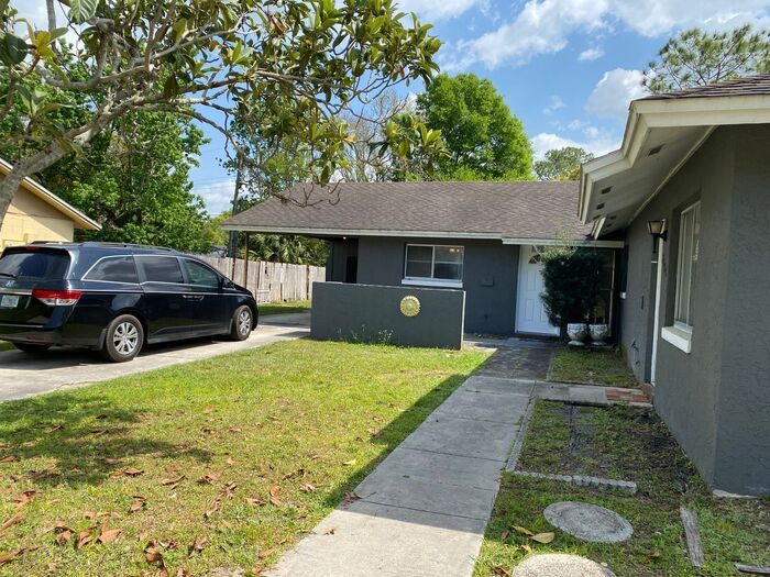 Primary Photo - Newly Remodeled 3 Bedroom/2 Bathroom Duple...