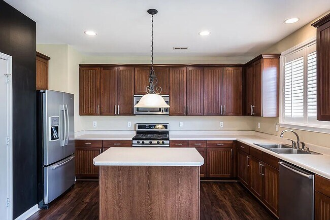 Foto del edificio - 117 Woodtrellis Ct