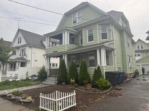 Building Photo - 65-67-67 Palm St