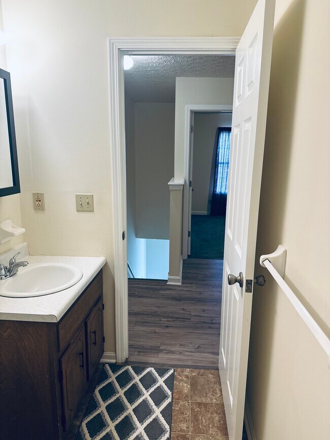 Foto del edificio - Woodside Townhomes