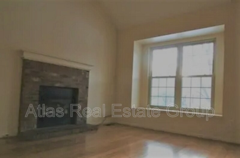 Foto del edificio - 10726 Madison St