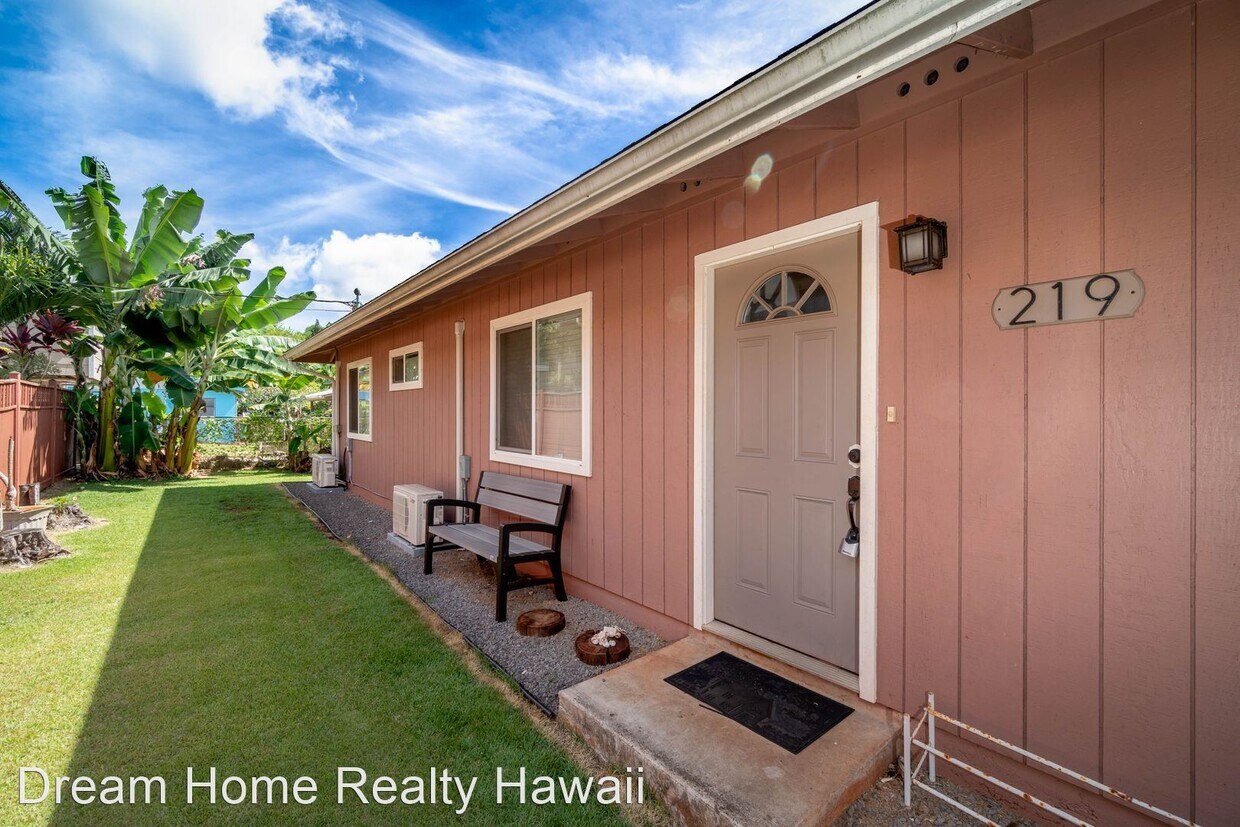 219 Crest Ave, Wahiawa, HI 96786 House Rental in Wahiawa, HI