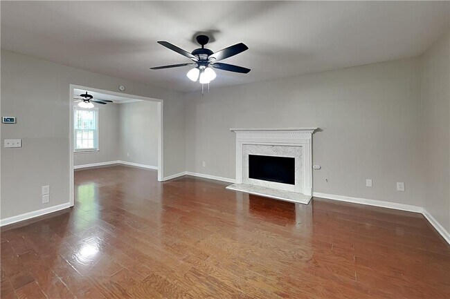 Building Photo - 2798 Beddington Way
