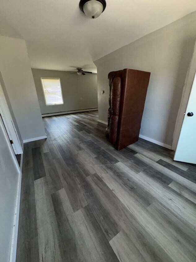 Foto del edificio - 1511 E 5th St