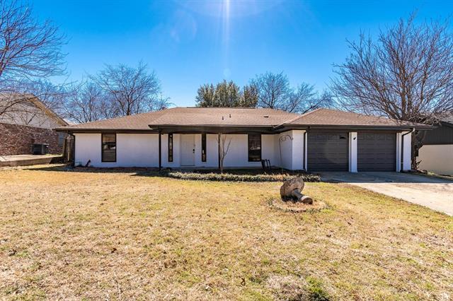 Foto principal - 6704 Greenacres Dr
