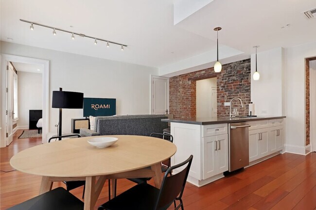 Foto del edificio - 822 Perdido St