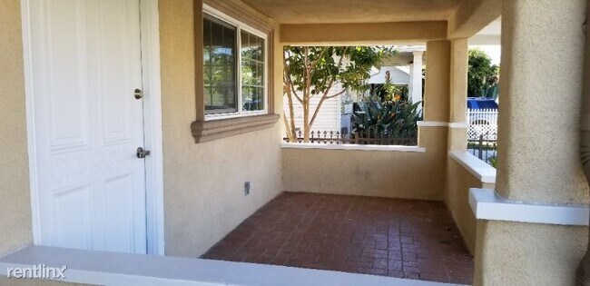 Building Photo - 2 br, 2 bath House - 3326 w 27th st