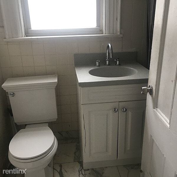 Building Photo - 2 br, 1 bath Apartment - 67 Court Street