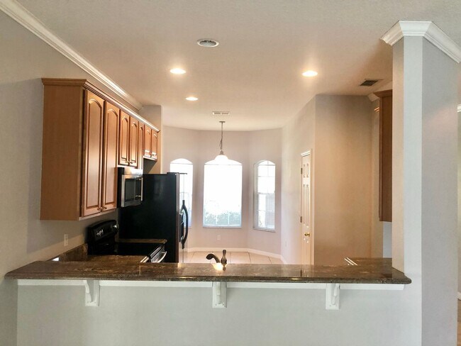 Building Photo - VENETIAN BAY NICE 3/2 POOL HOME IN SANFORD!
