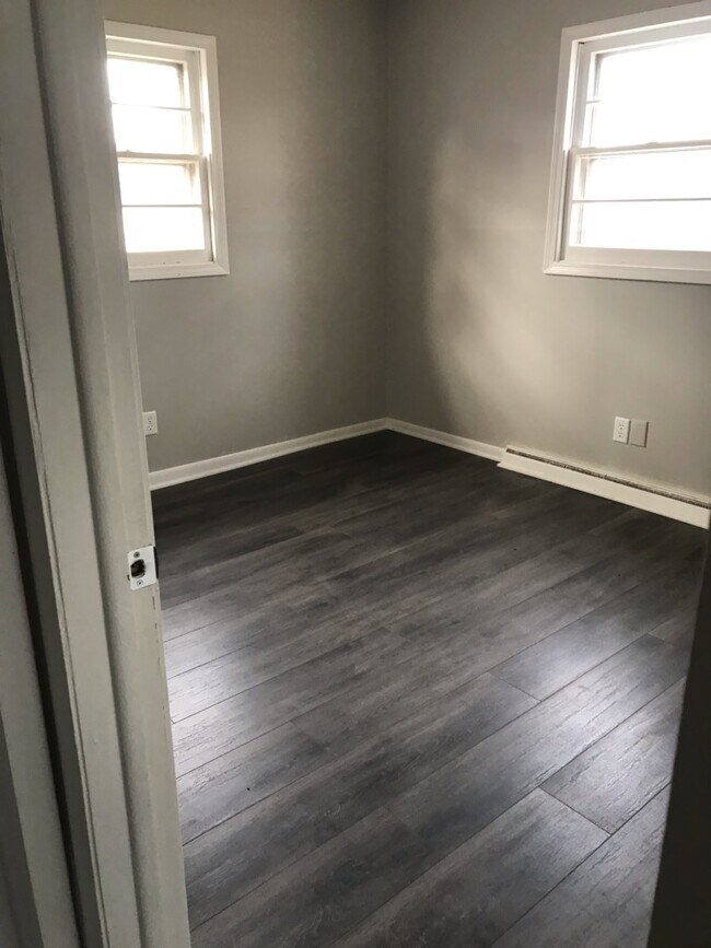 Foto del edificio - 29 Meadow Ln