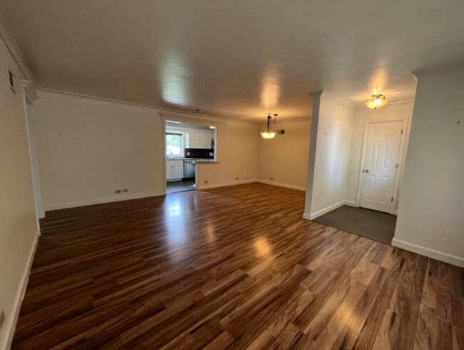 Foto del edificio - 3840 Howard Ave
