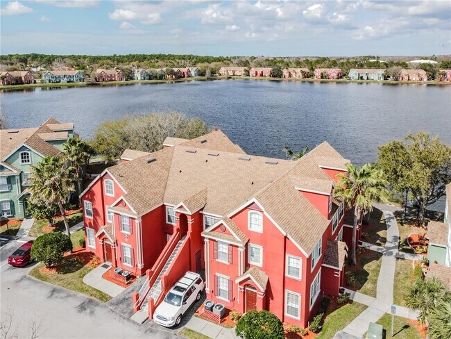 Foto del edificio - 9632 Lake Chase Island Way