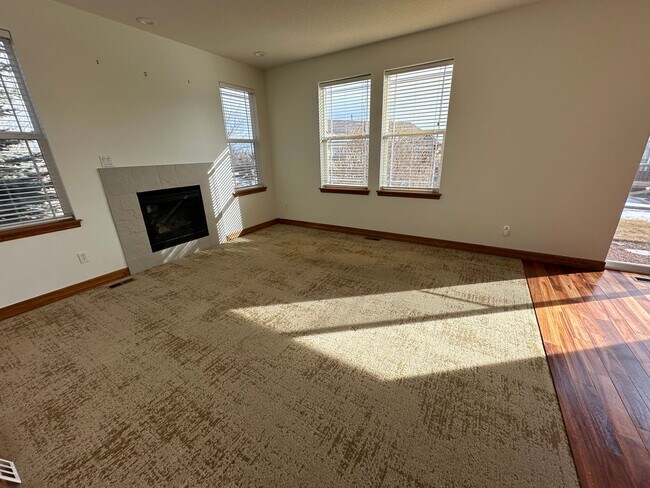 Foto del edificio - BEAUTIFUL & WELL MAINTAINED HOME IN BANNIN...