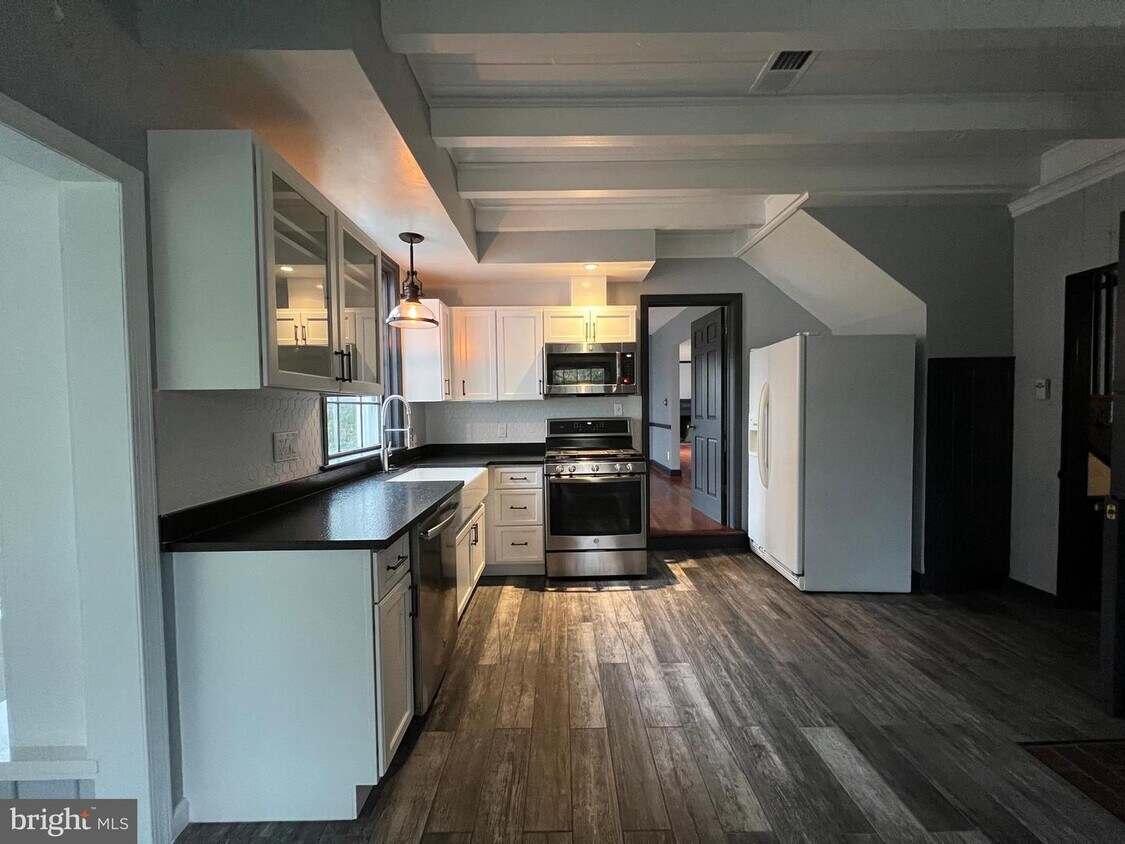 7309 River Rd, Bethesda, MD 20817 House Rental in Bethesda, MD