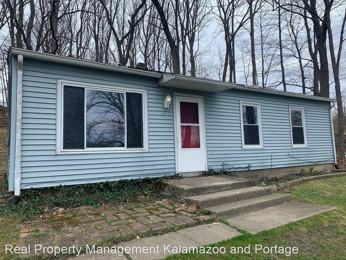 Primary Photo - 2420 Upper Riverview Dr