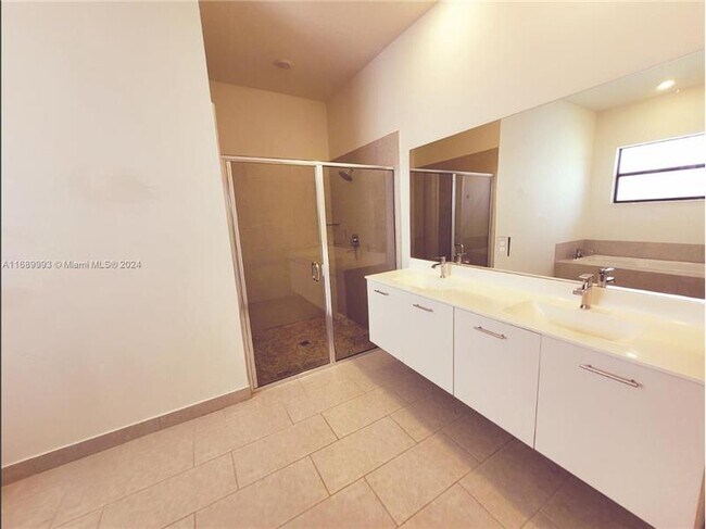 Foto del edificio - 17507 SW 41st St