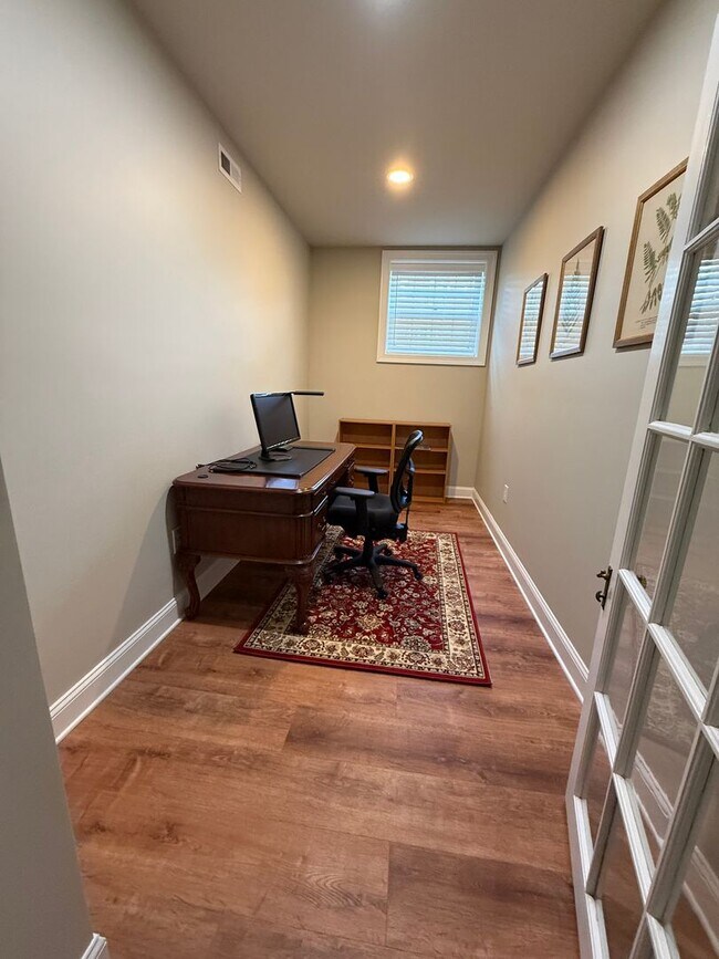 Foto del edificio - 2021 Rivermont Ave