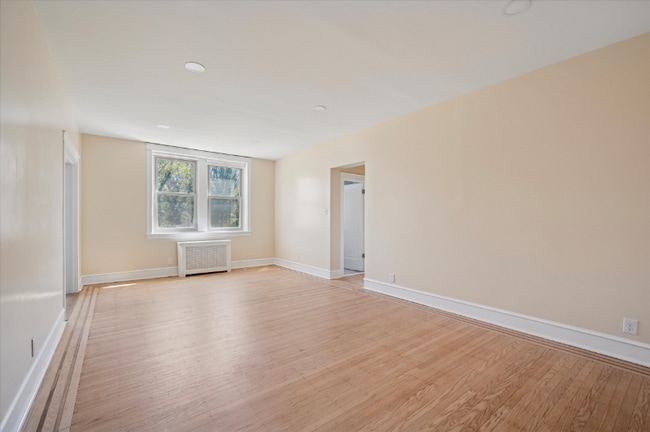 Photo - 6202 Wayne Ave Apartment