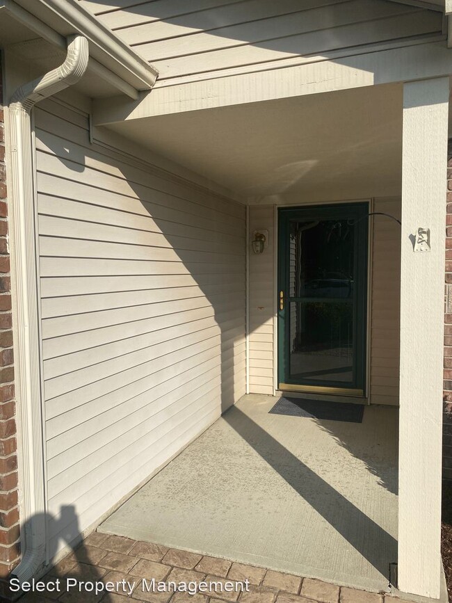 Building Photo - 3 br, 2 bath House - 9218 Norwich Ct
