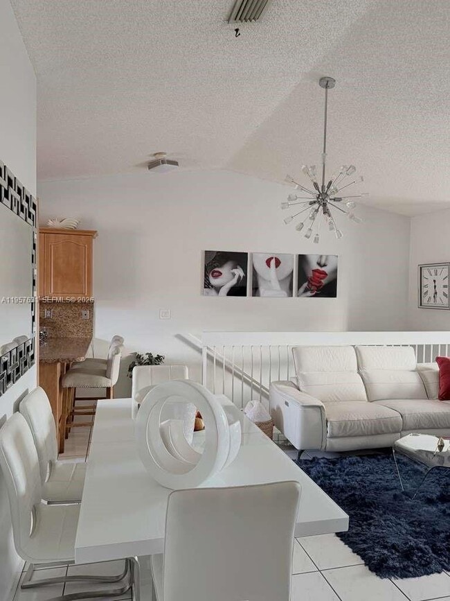 Building Photo - 10017 W Okeechobee Rd