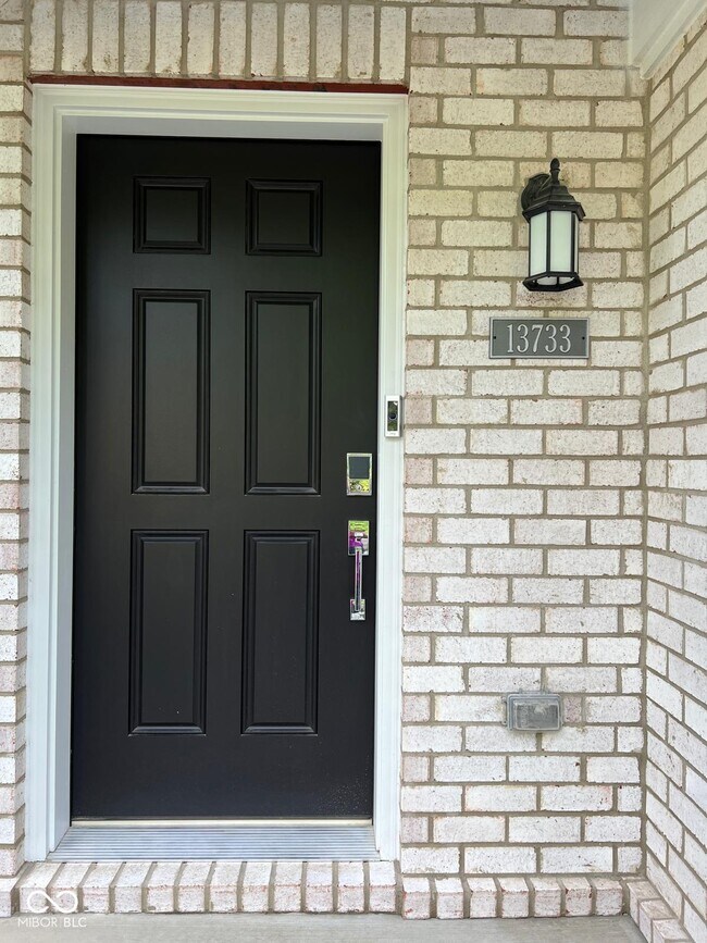 Foto del edificio - 13733 Gatsby Dr