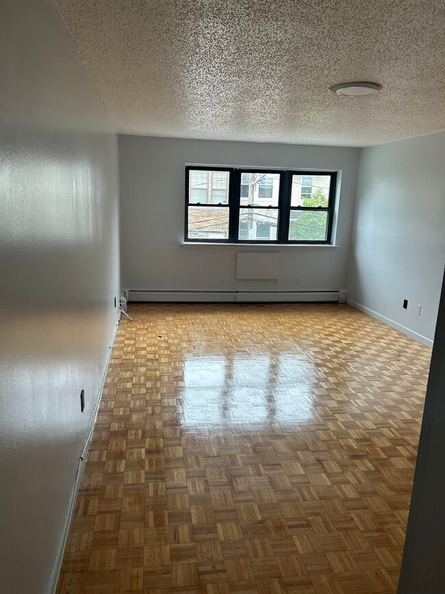 Foto del edificio - 708 JFK Blvd E