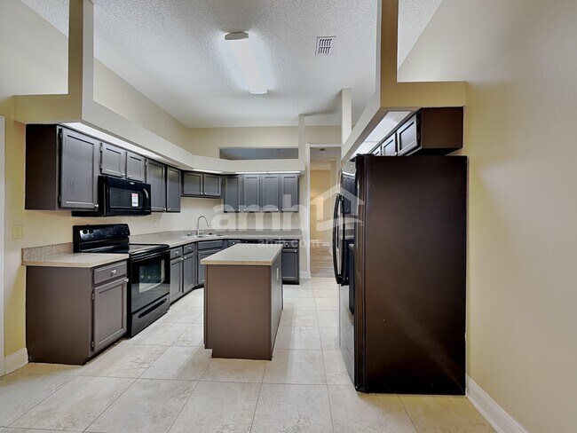 Foto del edificio - 240 Honeysuckle Way