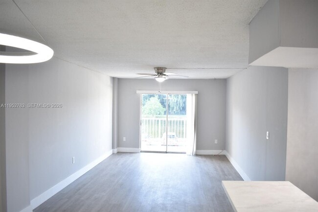 Foto del edificio - 16465 NE 22nd Ave