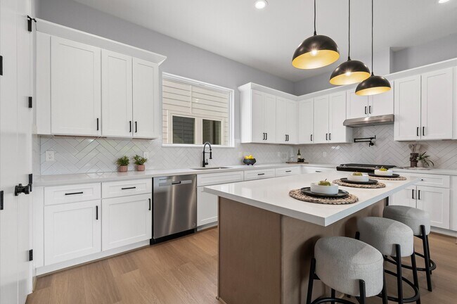 Building Photo - 7225 Tierwester St