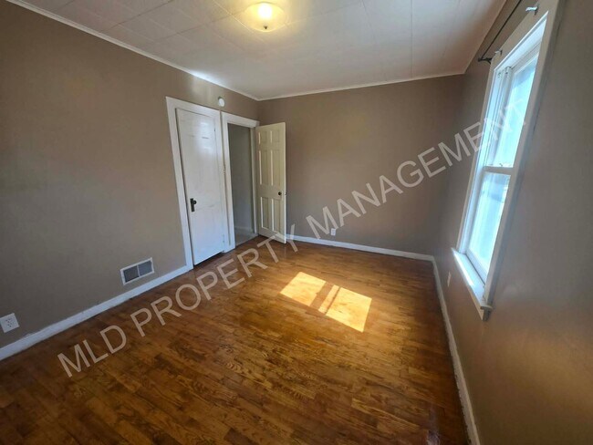 Foto del edificio - 3-Bedroom Home in Saginaw