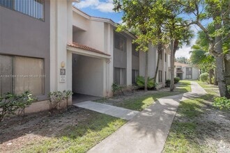 Building Photo - 3229 Coral Lake Dr