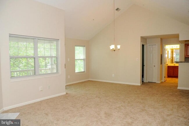 Foto del edificio - 5812 Wyndham Cir
