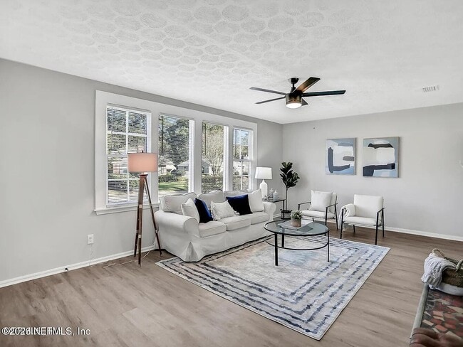 Building Photo - 1532 Parrish Pl