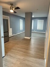 Building Photo - 415 Weeden St