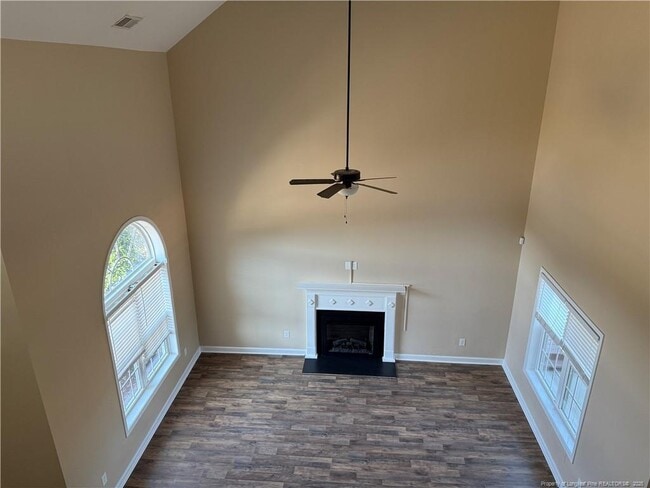 Building Photo - 176 Yellowfoot Dr