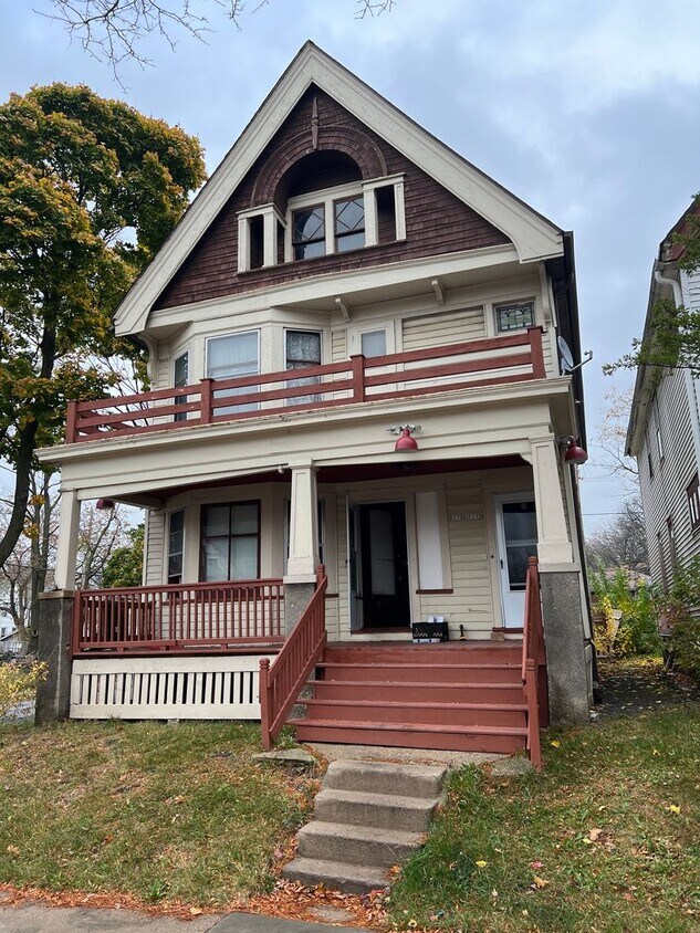 Foto principal - 3176 N Richards St