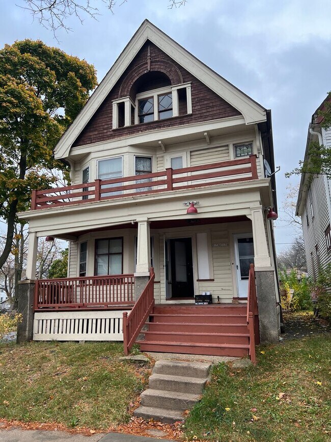 Building Photo - 3176 N Richards St